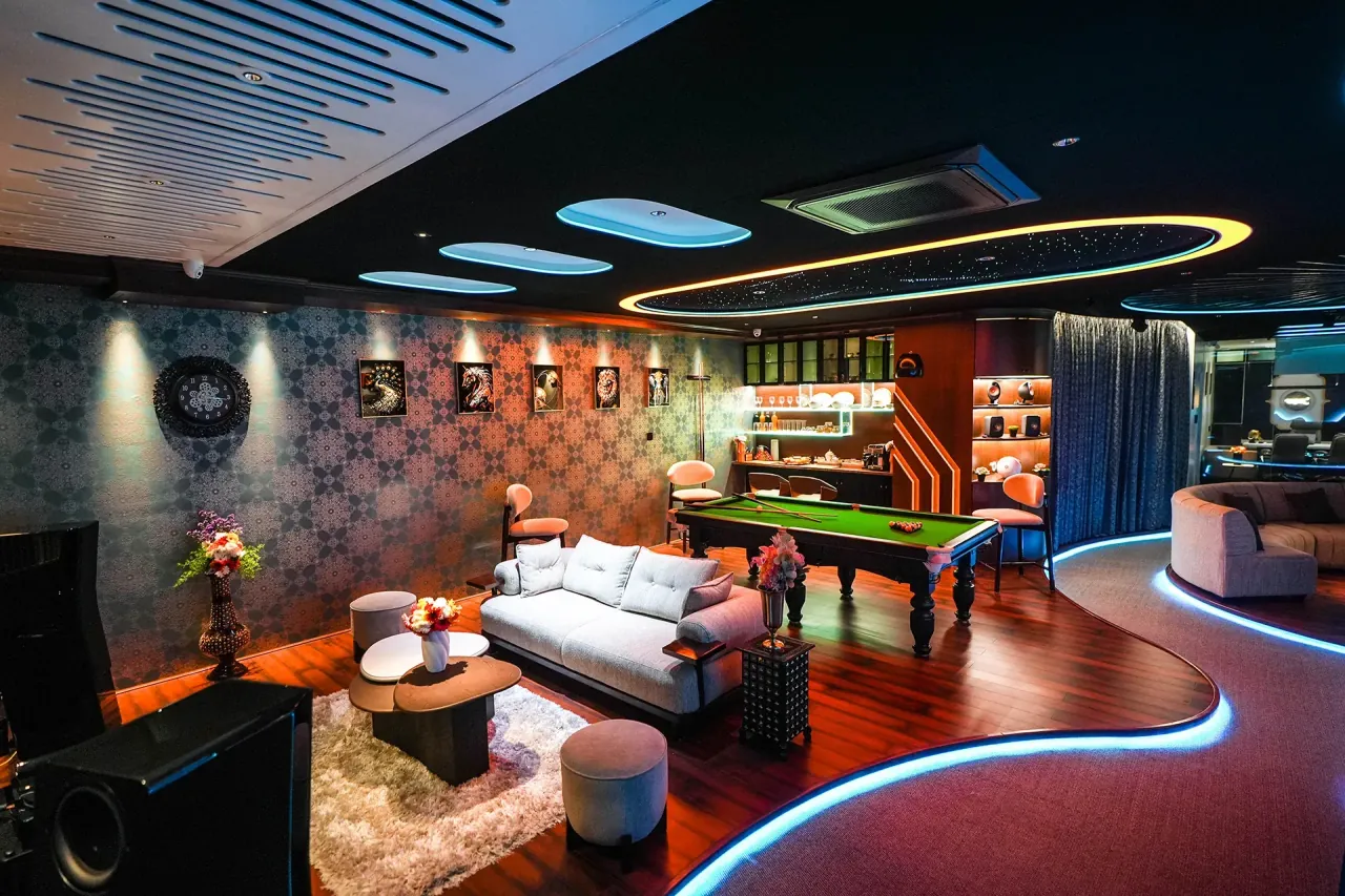 USK bar and games lounge with pool table and LED cove lighting